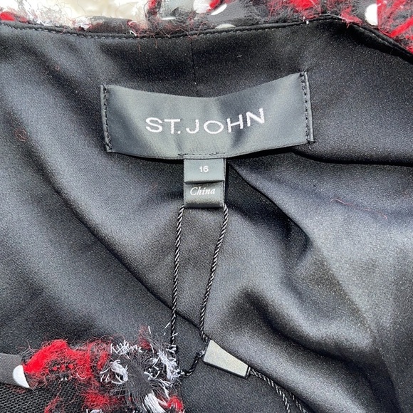 ST. John Women’s Black Red White Frayed Eyelash Jacket Size 16 - Picture 10 of 10